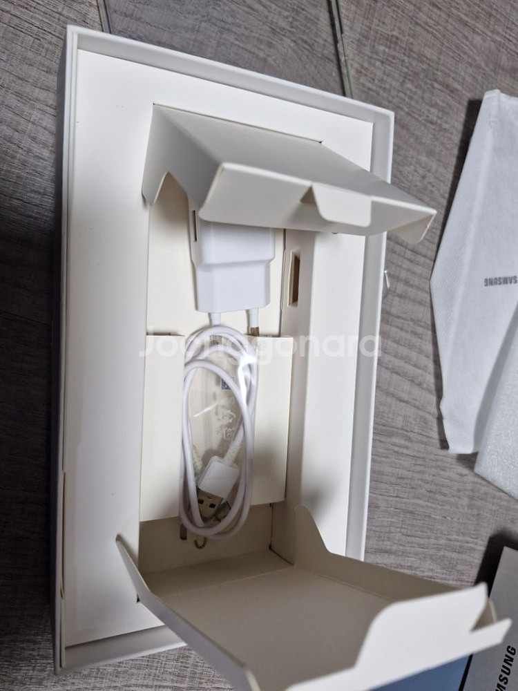 갤럭시 탭a7 lite lite 64g팝니다.--7