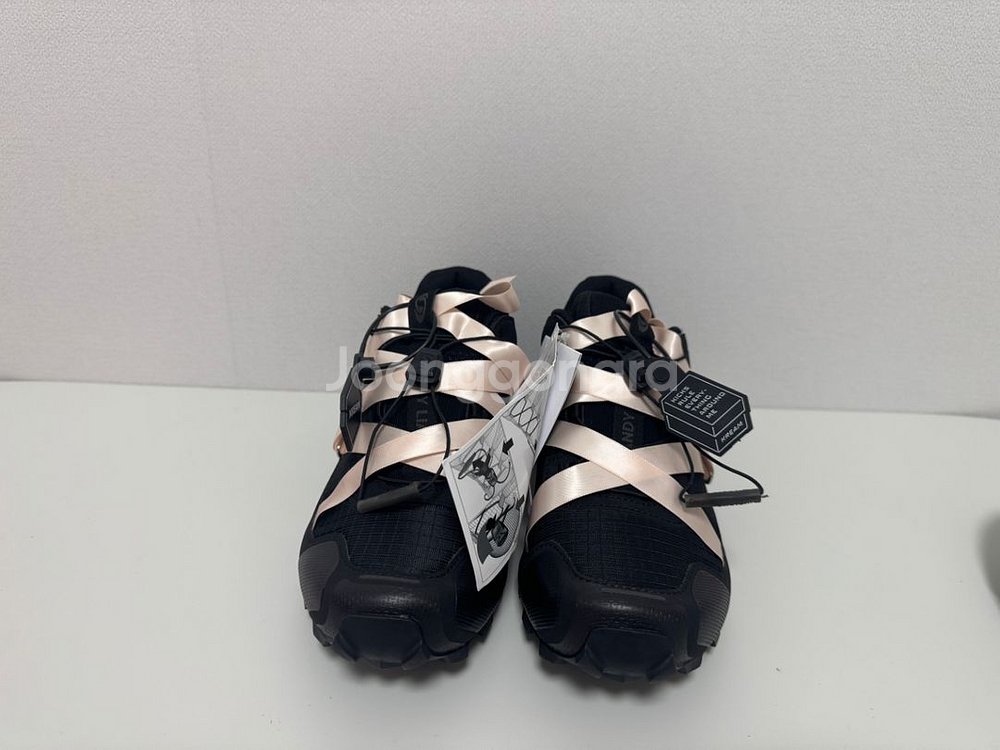 샌디리앙 살로몬 새상품 225--2