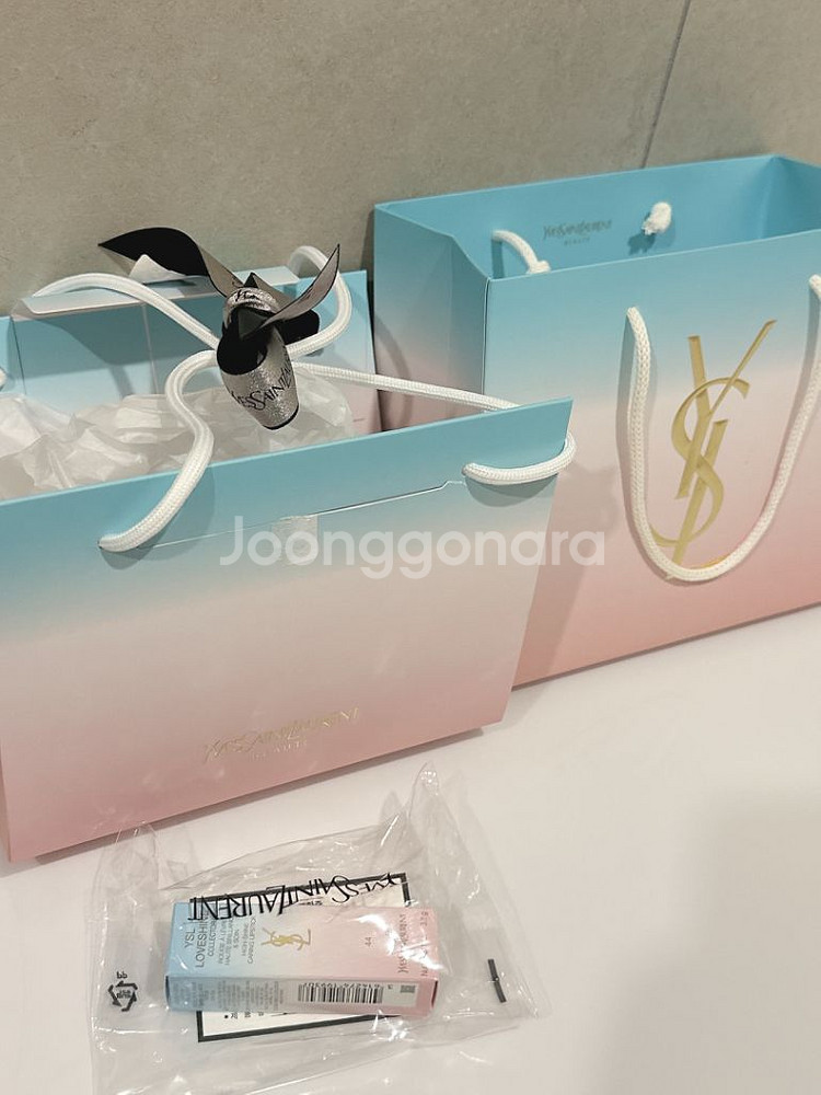 입생로랑 워터샤인 한정판 립스틱 러브컬렉션 누드--1
