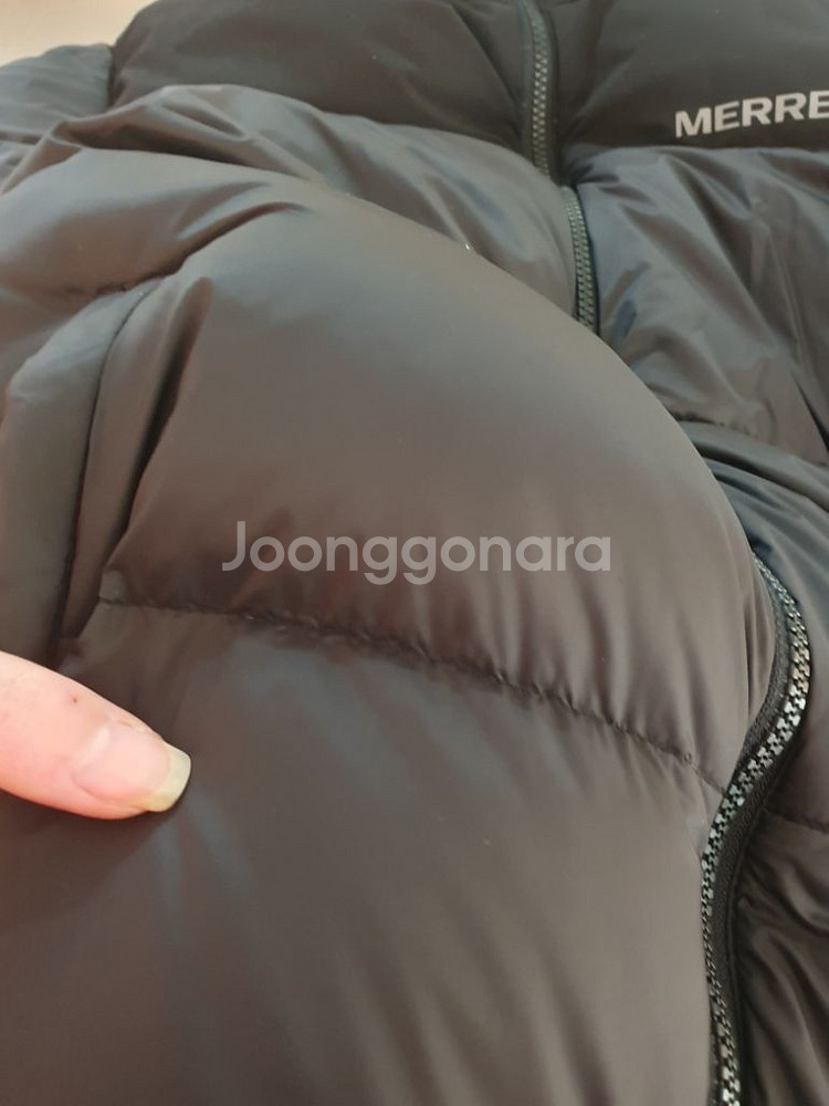 머렐 구스패딩 90호 판매합니다.--4