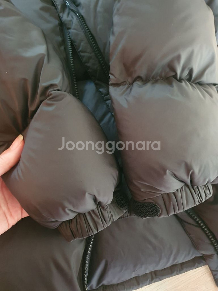머렐 구스패딩 90호 판매합니다.--6