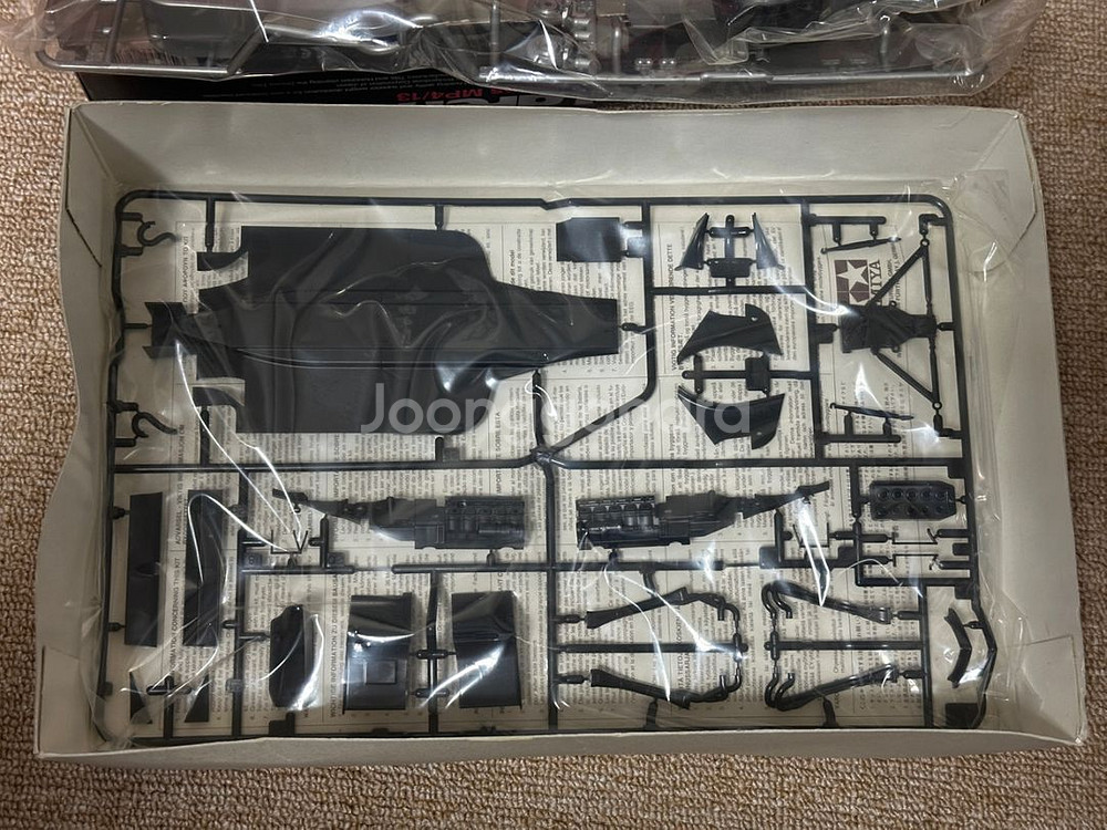 타미야 McLaren Mercedes MP4/13 프라--5