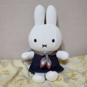 미피(Miffy) 원피스 인형