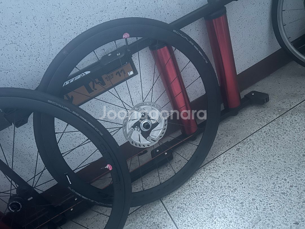본트레거 에올루스 프로 카본휠셋--1