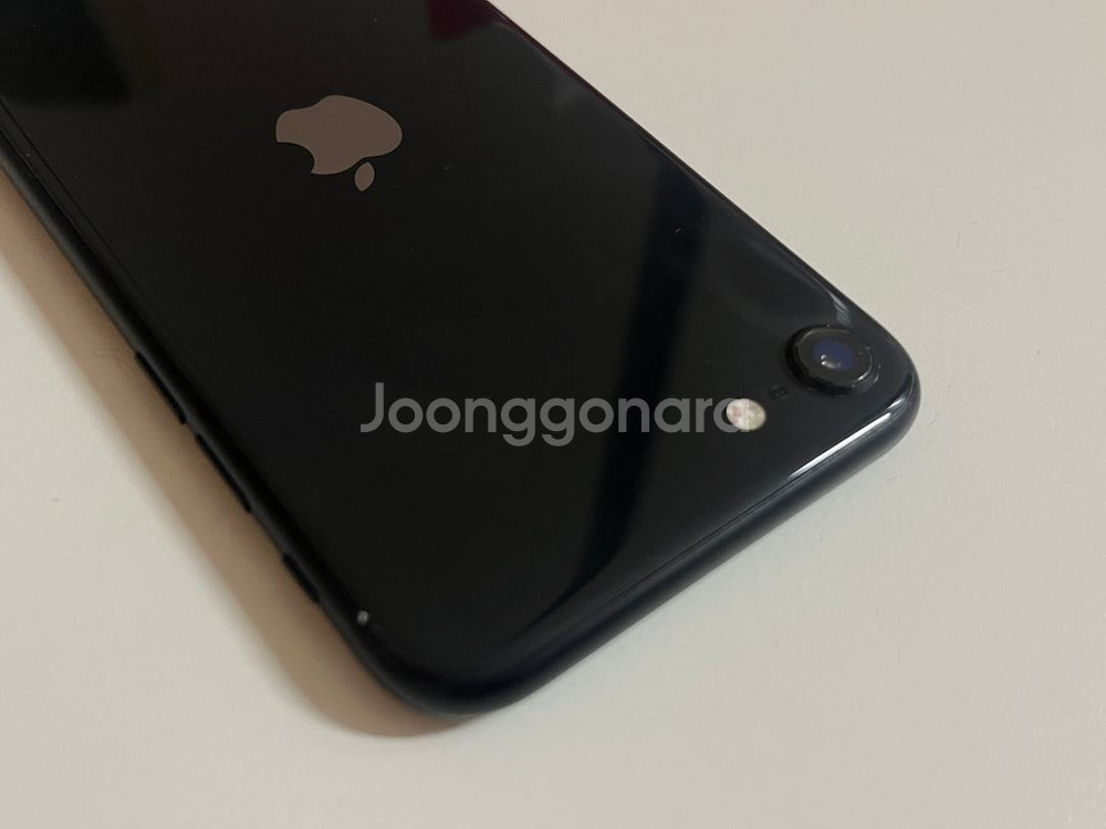 아이폰se2 128gb 블랙 , 배터리효율 83--1