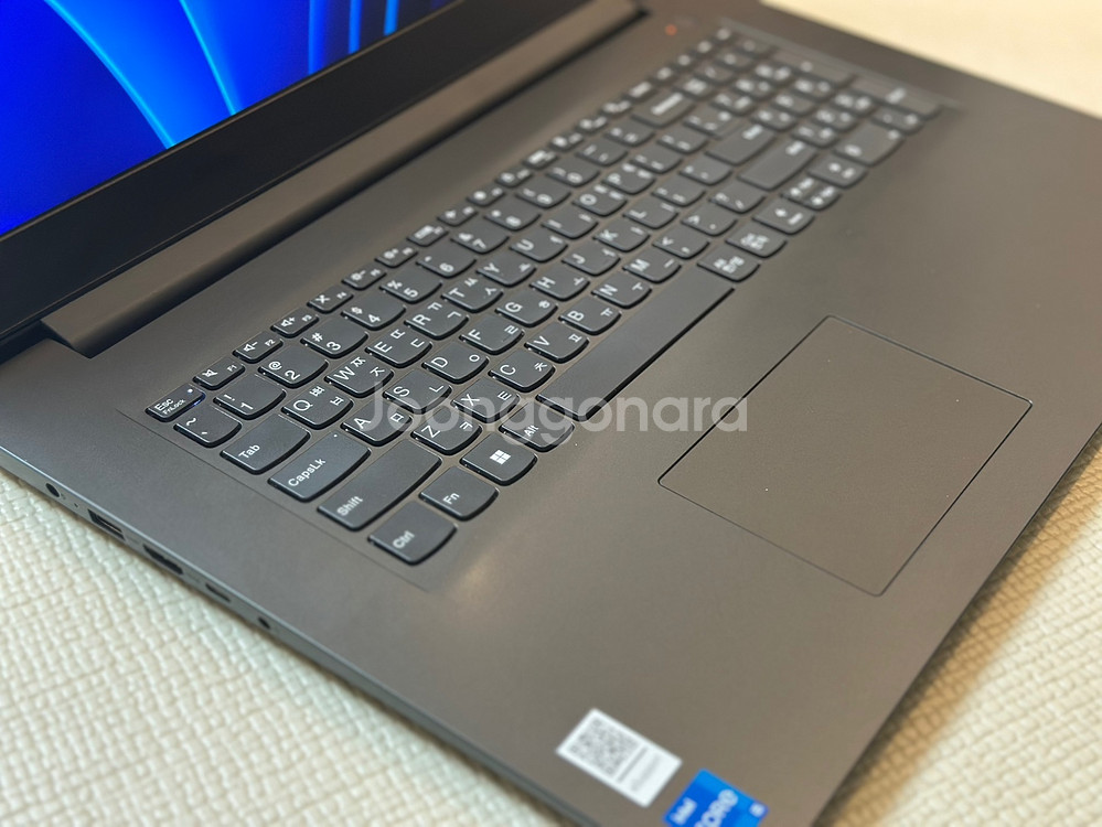 레노버 V17 IRU G4 i5 1tb ssd--1