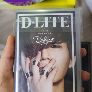 대성 D-LITE Dslove 플레이 버튼 앨범