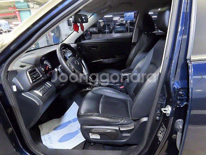 @20년식 베리 뉴 티볼리 1.6 디젤 2WD V1--5