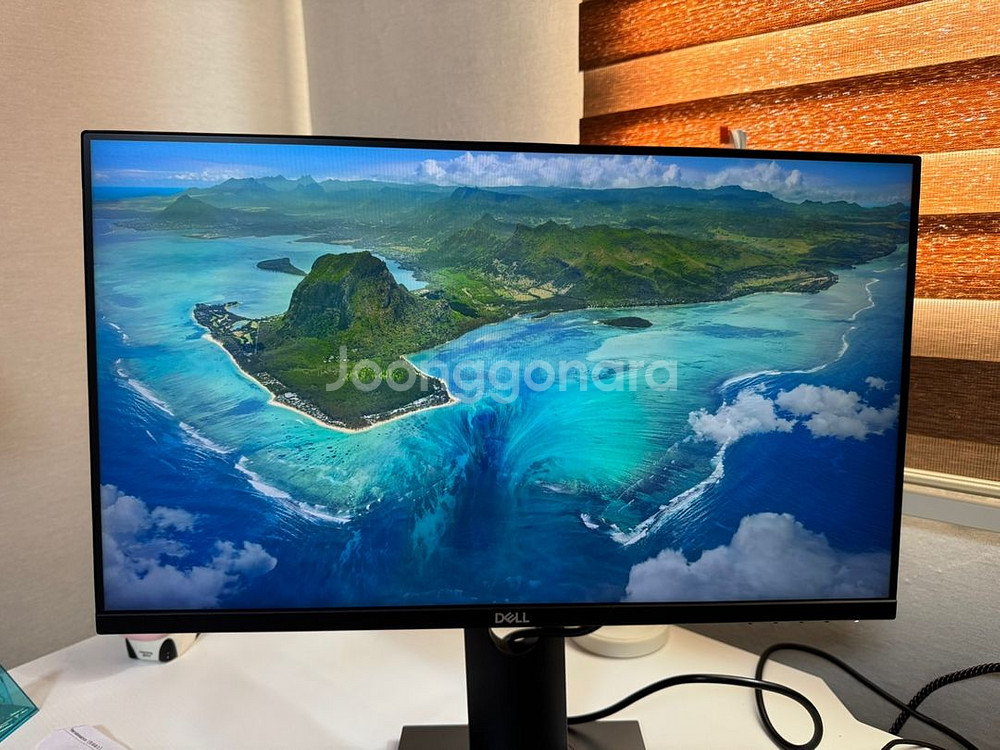 델 23인치 IPS P2319H 모니터 2대 팝니다--5