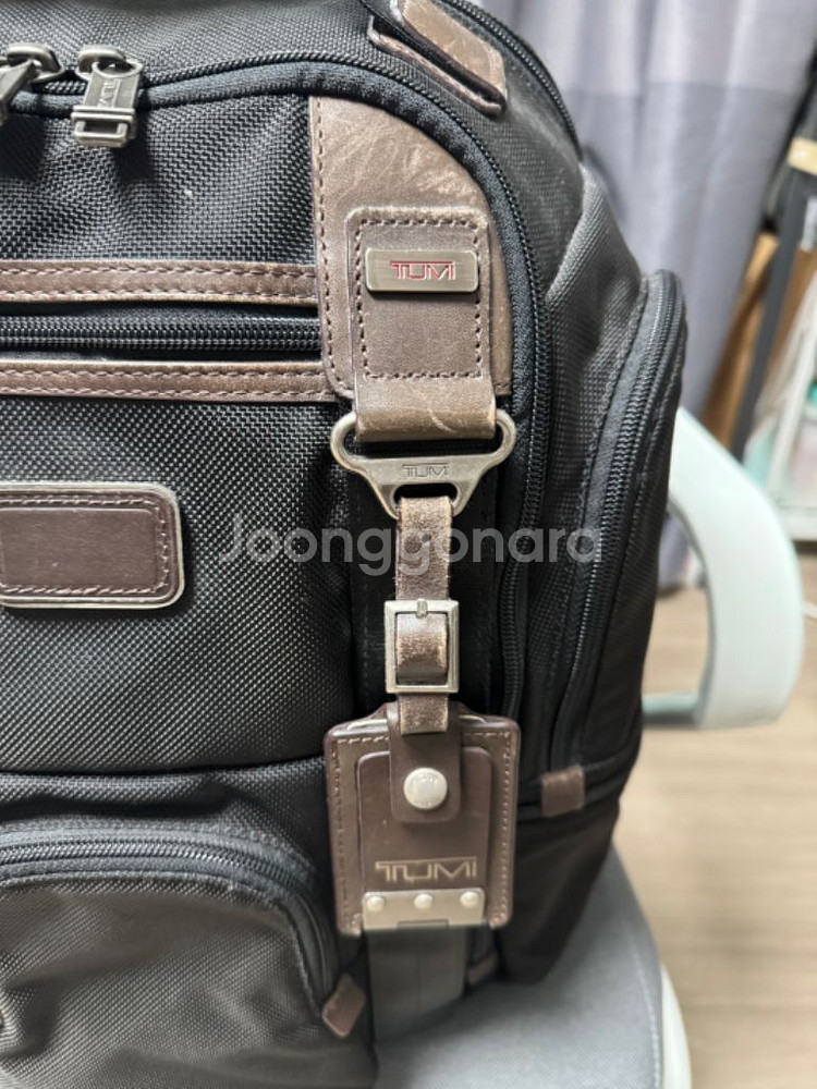 투미 알파 브라보 킹스빌 디럭스 백팩 팝니다.--2