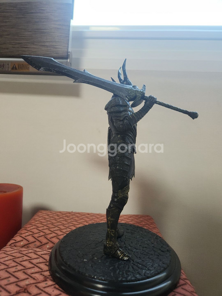 다크소울3 흑기사 피규어--2
