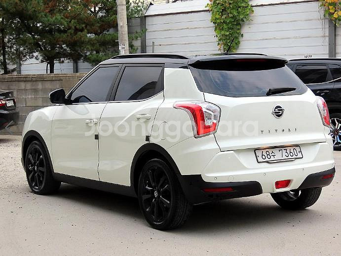 @15년식 티볼리 가솔린 2WD LX 고급형 전국최저--2