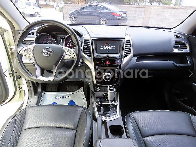 @15년식 티볼리 가솔린 2WD LX 고급형 전국최저--6
