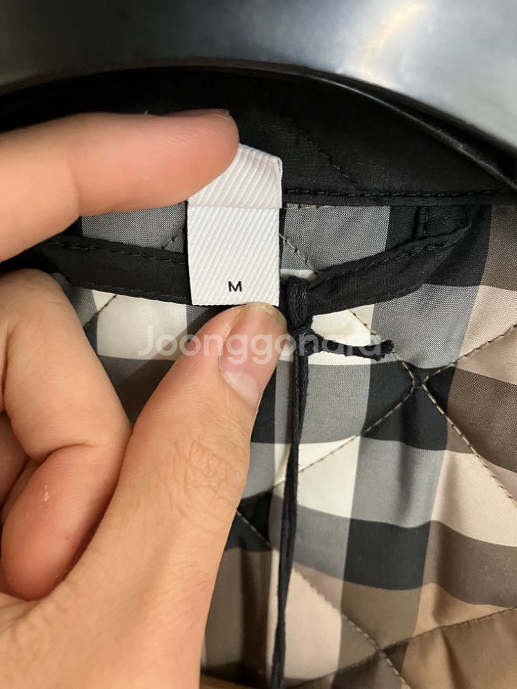 버버리 뉴타이팅 퀼팅 자켓 판매합니다--8
