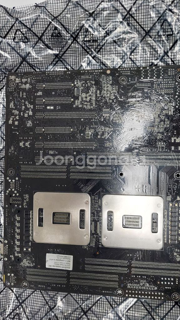 제온 e5 2630v4 2개, 고장 메인보드--3