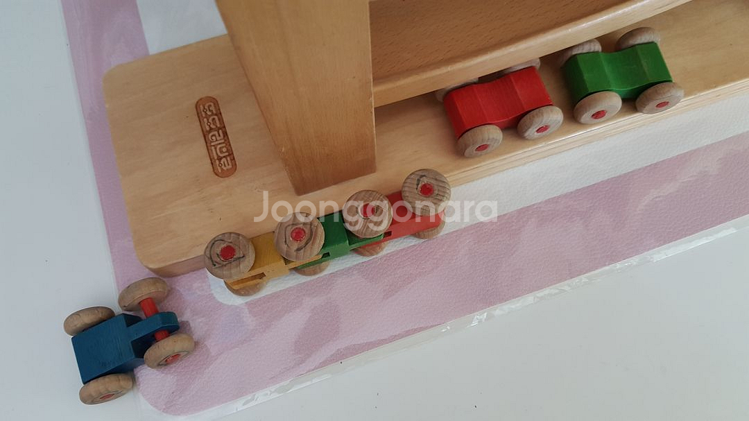 토도리브로 원목 슬라이드 주차타워--1