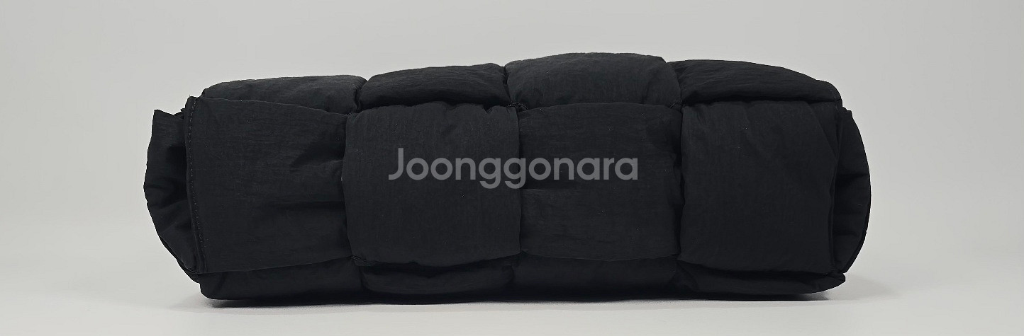 보테가베네타 패딩 테크 카세트백--4