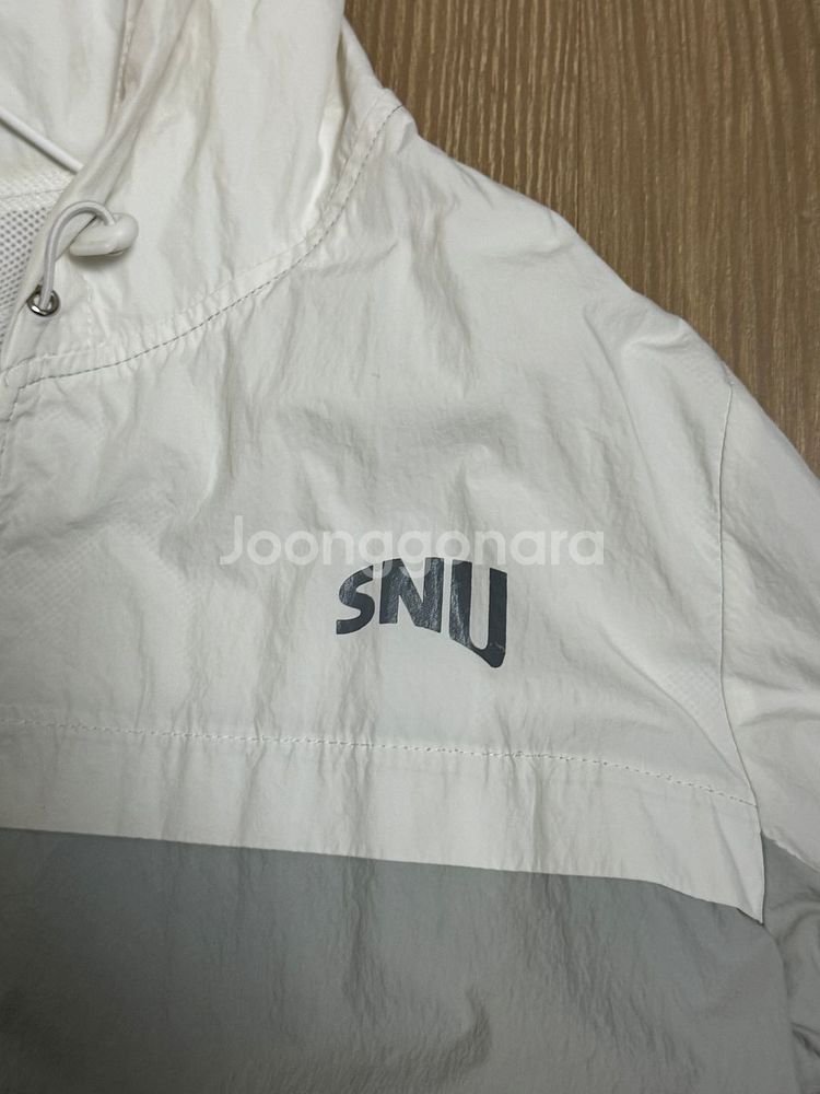 서울대학교 바람막이 SNU 100사이즈--1