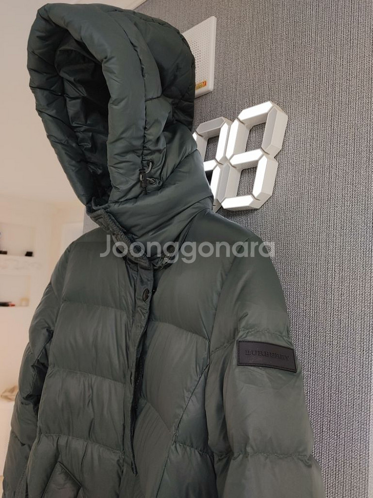 BURBERRY정품 초경량 거위털롱패딩 다크그린 폴리아--2
