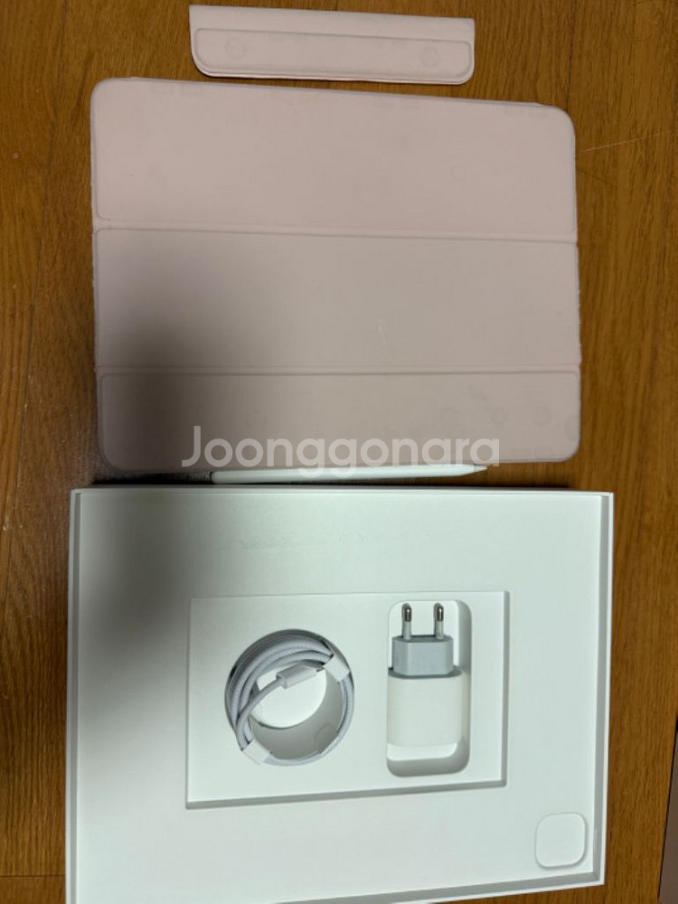 아이패드 프로 12.9 5세대 256GB 와이파이--1