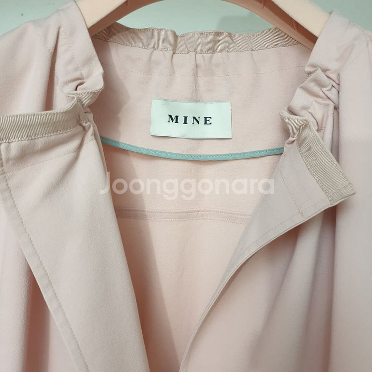 한섬 MINE 마인 베이비핑크 셔링 트렌치 55~66--4