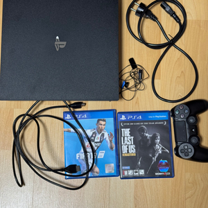 PS4 Pro 1TB (CUH-7117B) + 인기 타