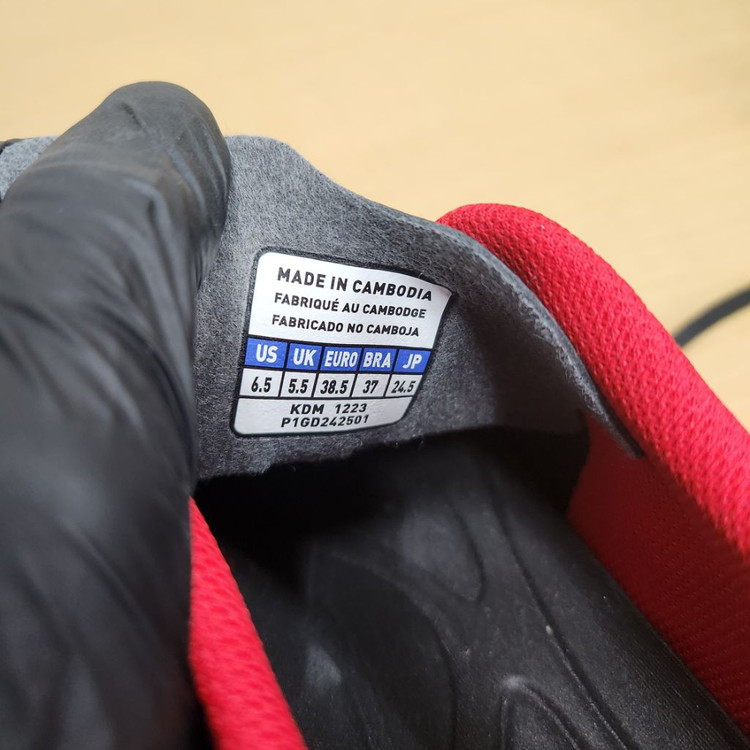 정품 미즈노 모나르시다 네오3 아동 축구화 풋살화--8