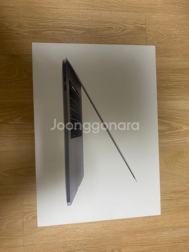 맥북프로 2019 15인치i9 512GB 16GB--4