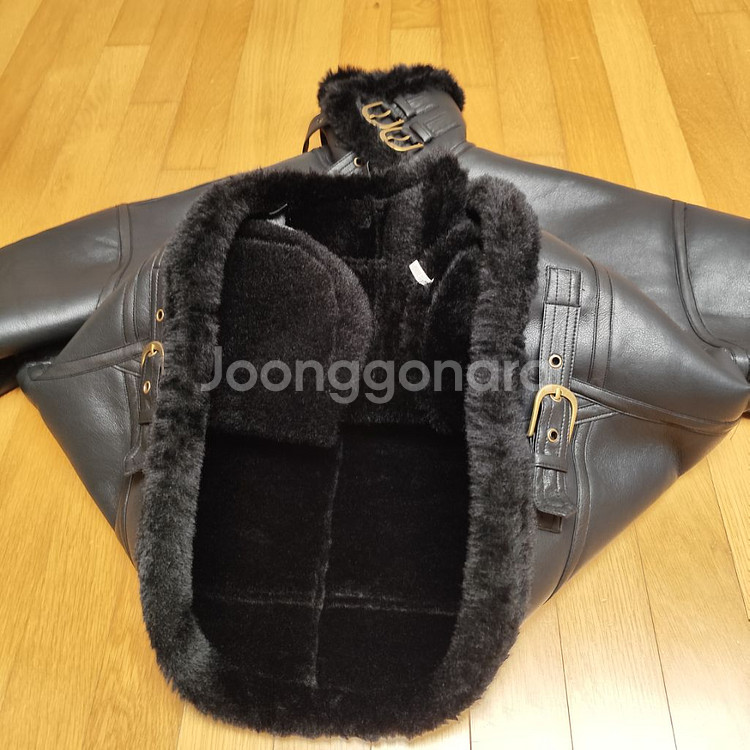 새제품 (XL) 무스탕 비건레더 양털 자켓 라이더--8