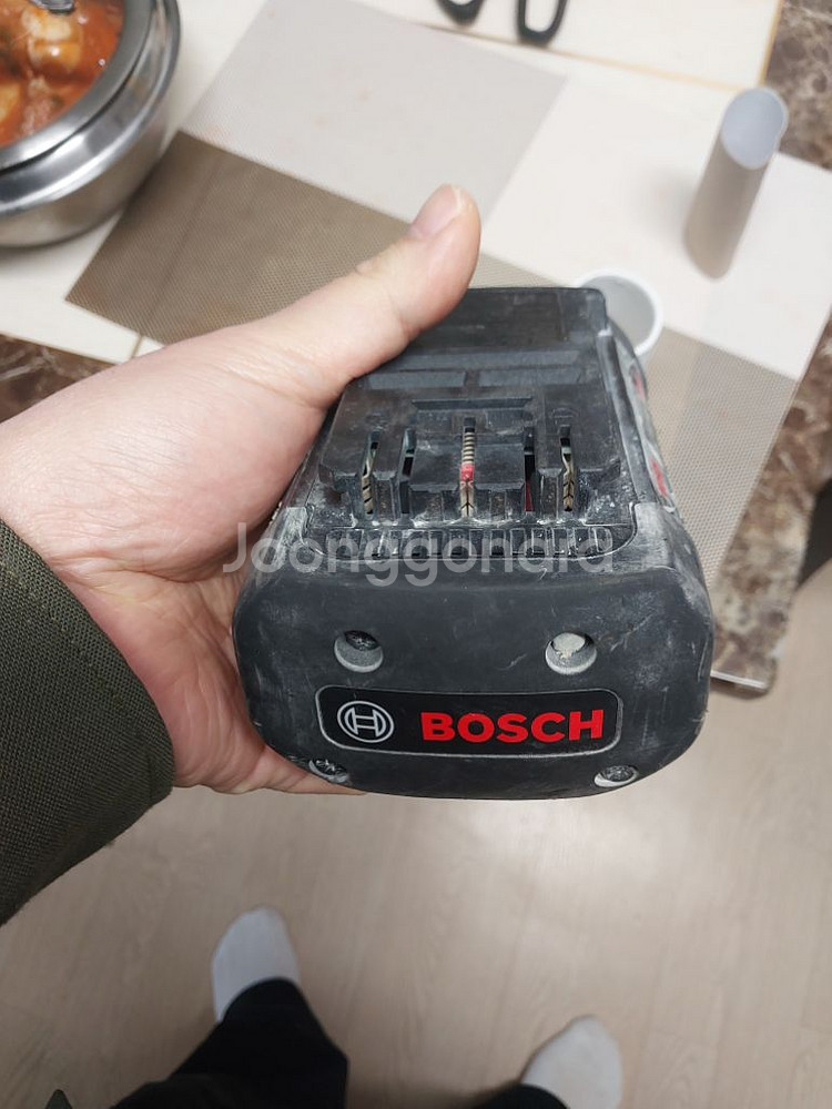 보쉬 36v 6ah 배터리 팝니다--3