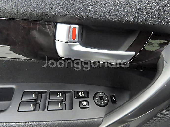 @13년식 뉴쏘렌토 R R2.0 2WD TLX 전국최--8