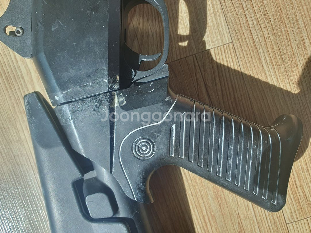 덤 몇개에 상태 안좋은 m1014 에어소프트팜--2