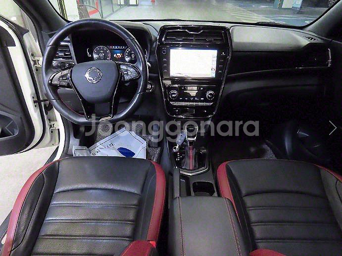 @19년식 베리 뉴 티볼리 1.5 가솔린 2WD V7--9