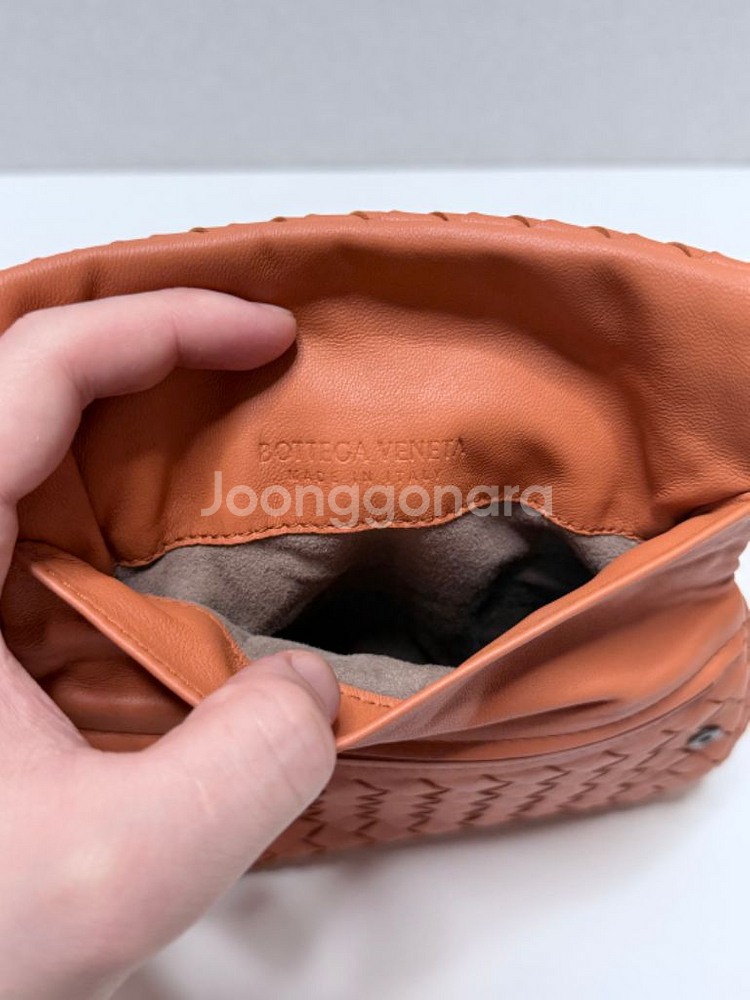 (새상품급)보테가베네타 미니 체인 숄더백--7