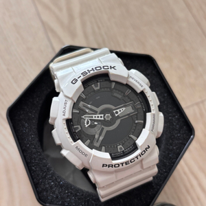 지샥시계 카시오 G-SHOCK GA-110GW