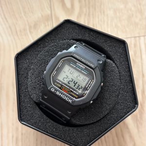 지샥 시계 카시오 G-SHOCK DW-5600E