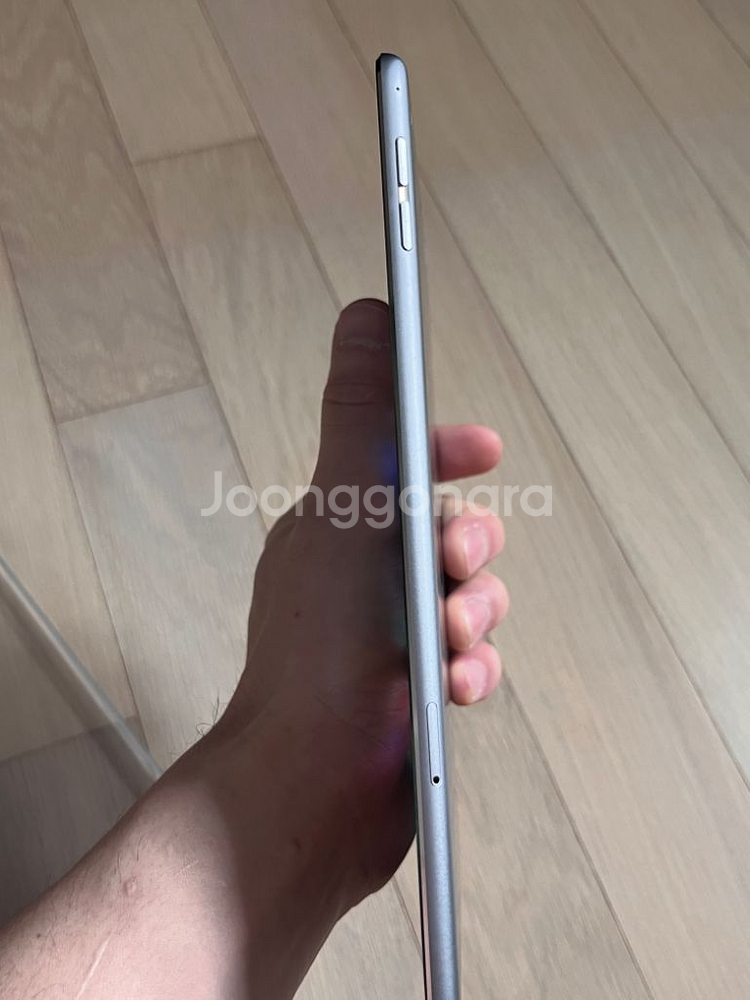 아이패드 미니4 와이파이+셀룰러 16g--4