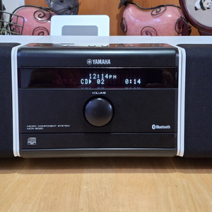 YAMAHA MCR-B020 player