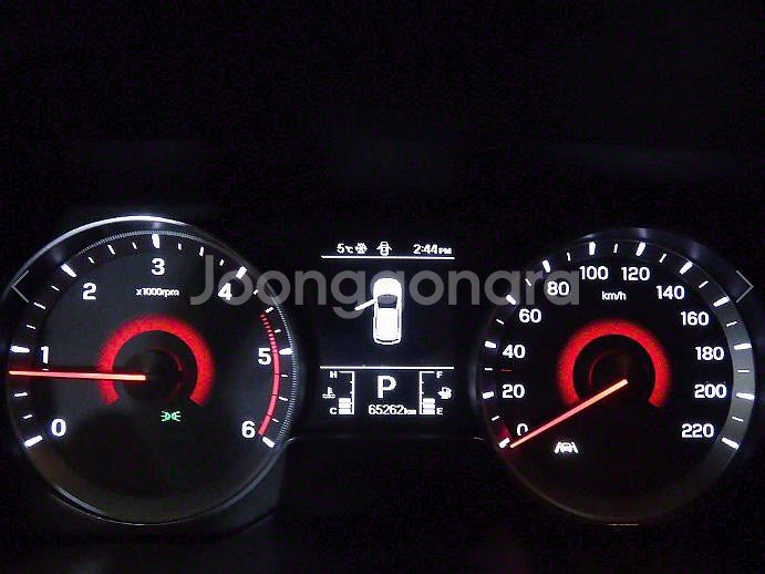 @20년식 베리 뉴 티볼리 1.6 디젤 2WD V3--8