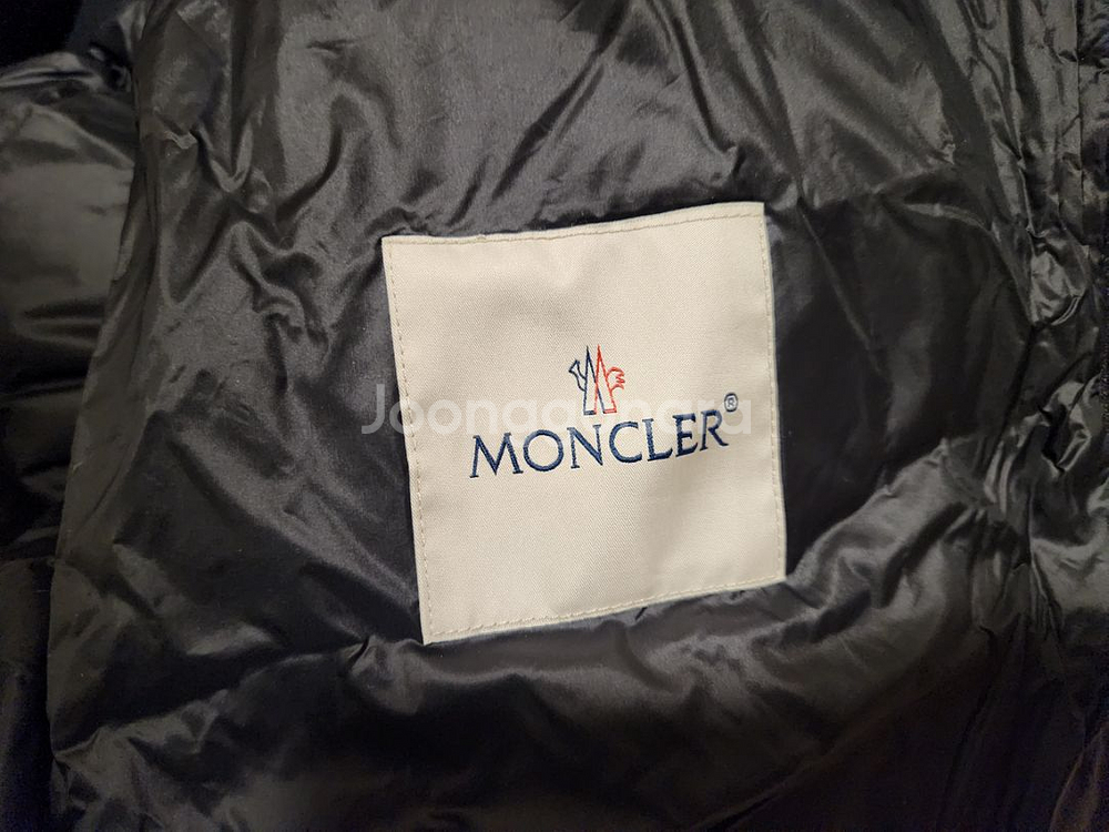 몽클레어 구스경량패딩잠바 거위털검정패딩--7