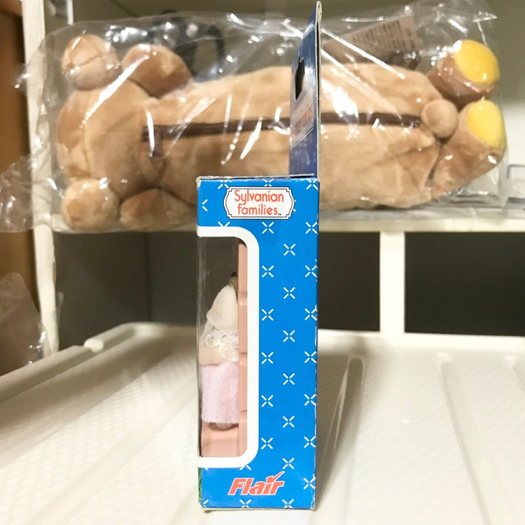 실바니안 단종 올드 영국판 크림캣 슬리핑 아기 박스 이미지