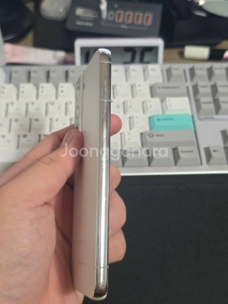 갤럭시 S22 256G SKT 화이트--5