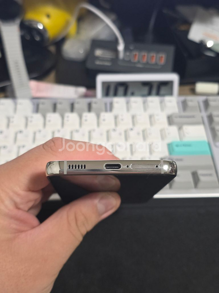 갤럭시 S22 256G SKT 화이트--6