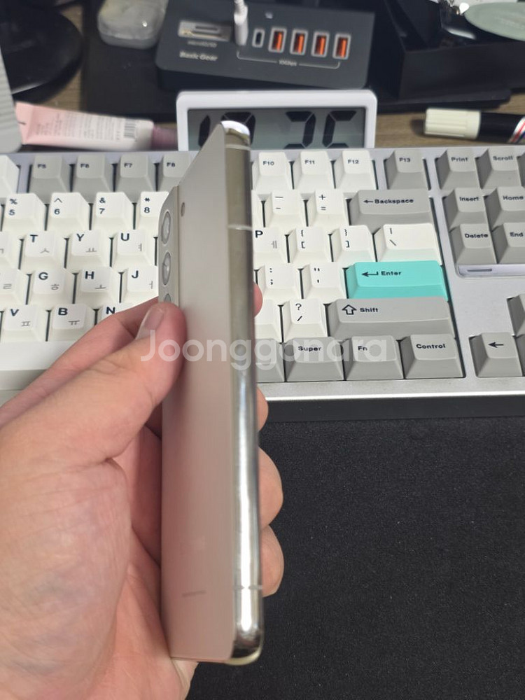 갤럭시 S22 256G SKT 화이트--4