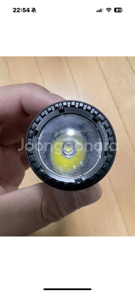슈어파이어 6PX LED 손전등 320루멘 팝니다.--5