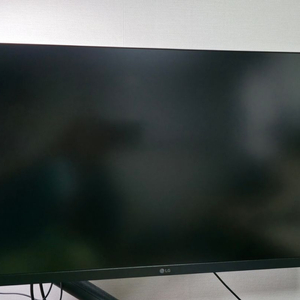 LG 27gp850 QHD 180hz