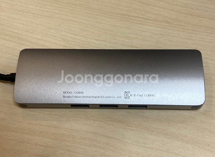 Vention USB-C 3.0 허브 팝니다.--1