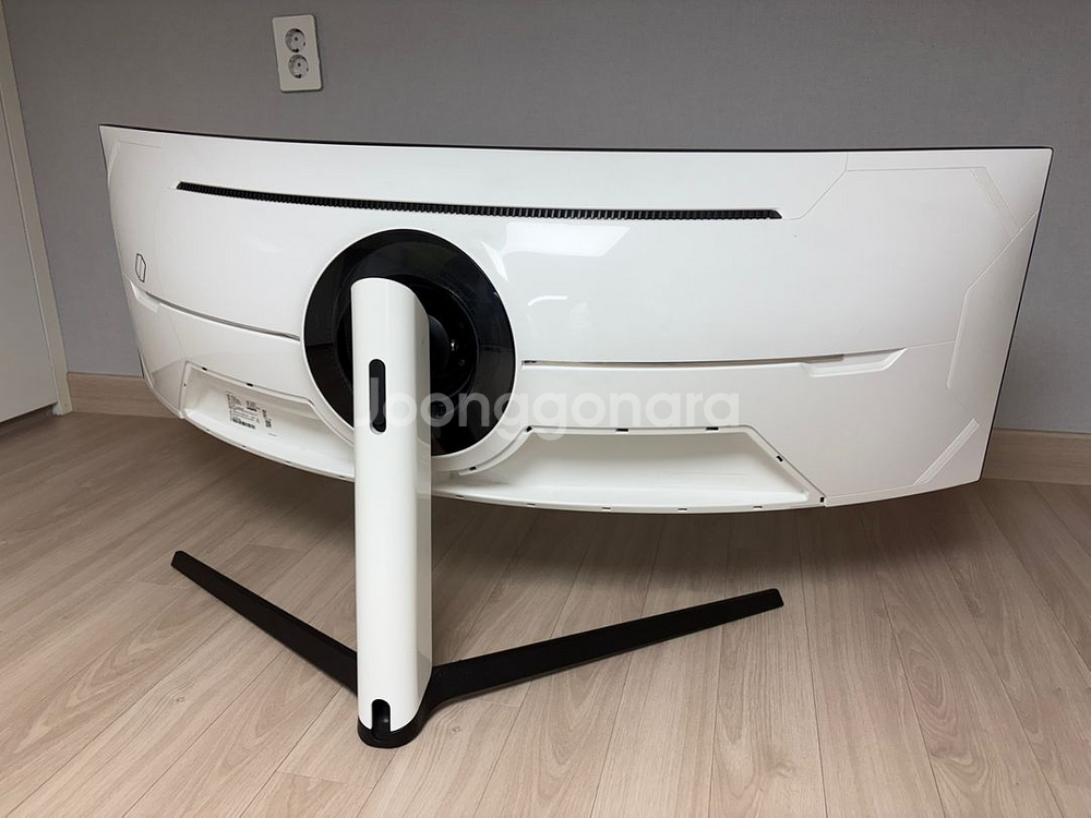 삼성 오디세이 G9 49인치 모니터+어고트론 모니터암--3