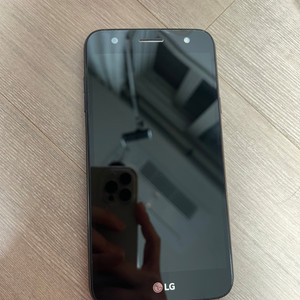 LG X500