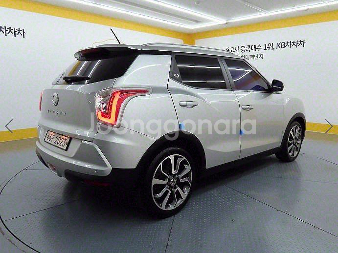 @15년식 티볼리 가솔린 2WD LX 최고급형 전국최--3